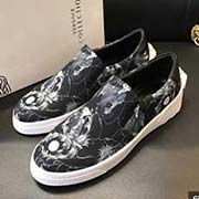  VERSACE——范思哲 Size：38-44 2018新品系列 美杜莎潮男低幫休閑鞋 進(jìn)口印花布料 與眾不同的個(gè)性！頭層牛皮內(nèi)里 原版大底！現(xiàn)貨