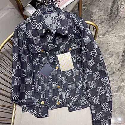 Louis vuittin全新Damier 圖案復(fù)古