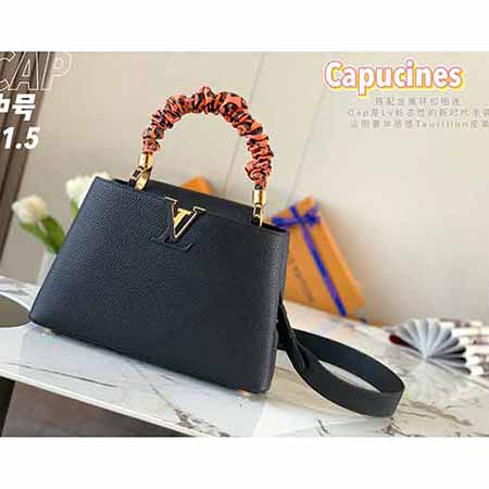 LV Taurillon皮革Capucines中號