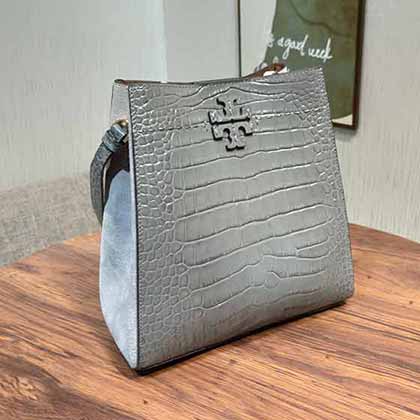 TORY BURCH MCGRAW HOBO鱷魚紋高等灰新款閑休包，